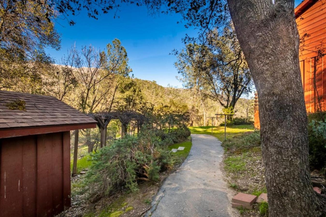 Sierra Vista Lookout Lodge With Creek, Waterfall And Waterholes, Minutes From Bass Lake And Yosemite South Gate North Fork المظهر الخارجي الصورة